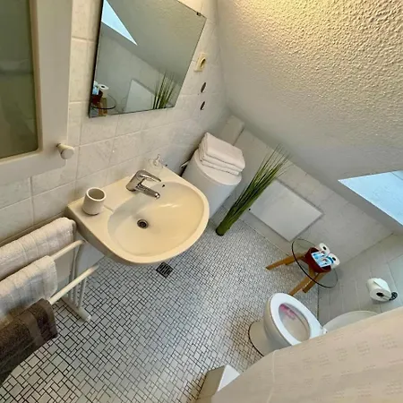 Marienhaus - Zentral, Parken, Netflix, Kontaktloses Einchecken Wuppertal